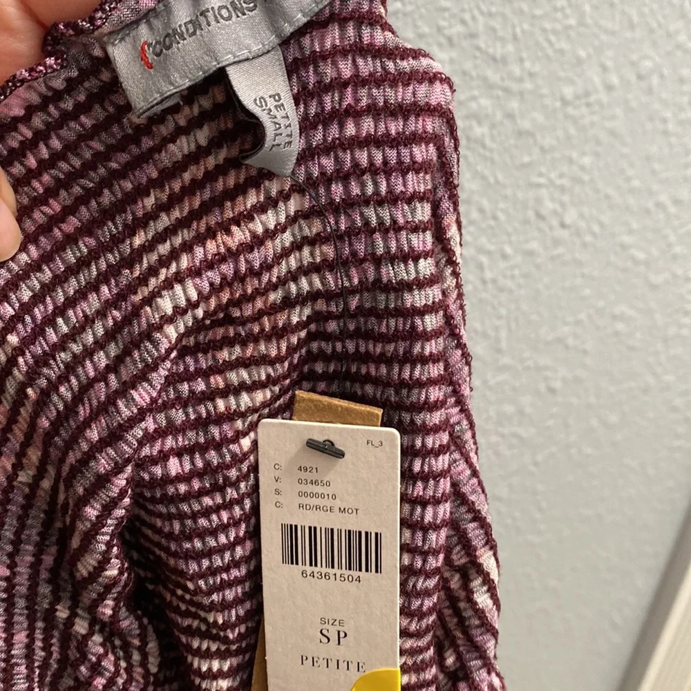 Anthropologie Conditions Apply Smocked
Sweetheart Blouse Pink Purple Small - Picture 10 of 10